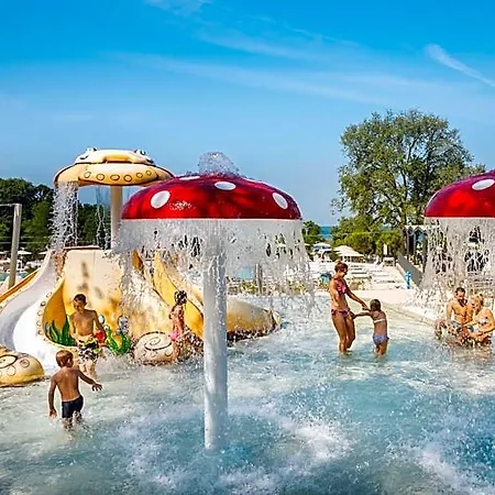 Sunflower Hotel 4*